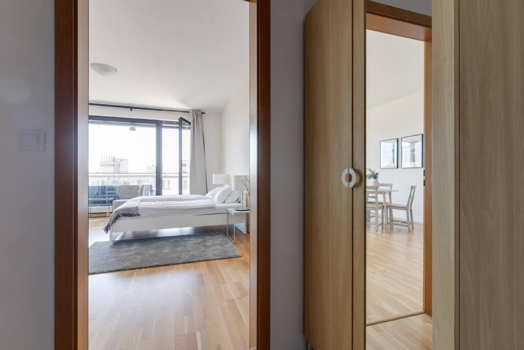 JT's Apartments Korunní str. Praha Bagian luar foto