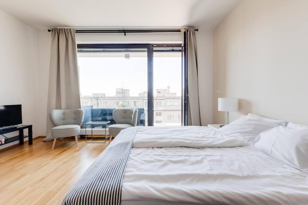 JT's Apartments Korunní str. Praha Bagian luar foto